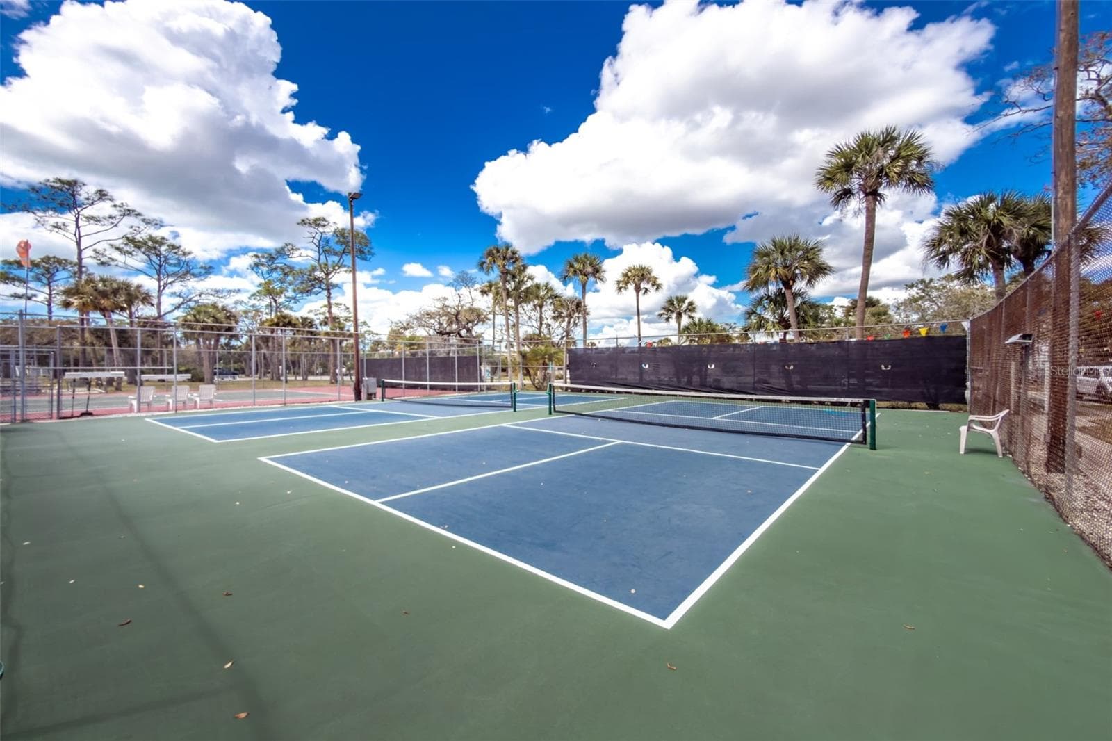 pickle ball courts - 39 CROWN POINT DR, NOKOMIS