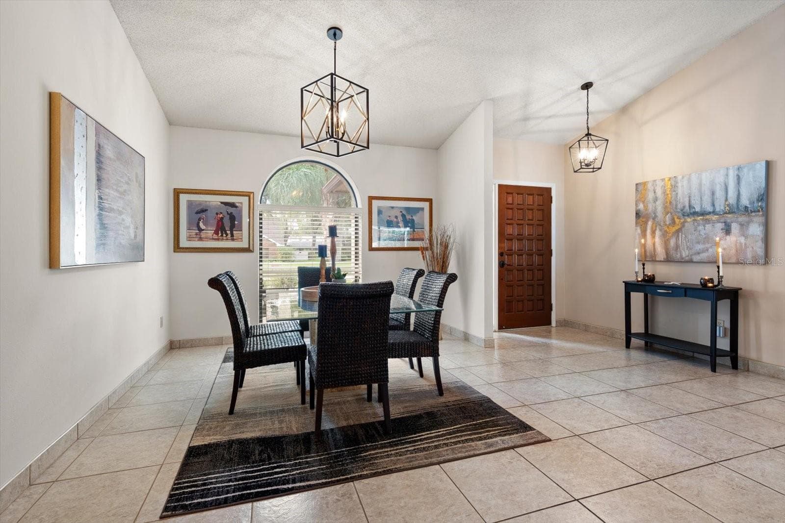 Imagine your HOLIDAY dinner here! - 1105 DEER RUN PL, VALRICO