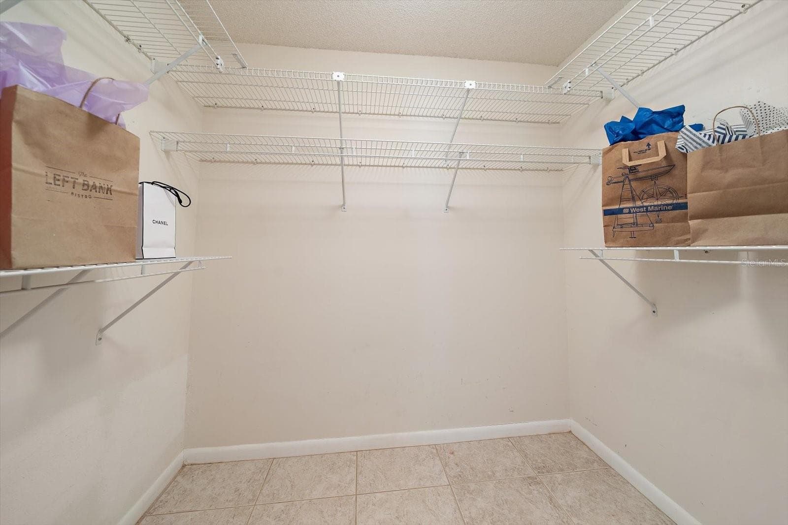 Large walk-in closet. - 1105 DEER RUN PL, VALRICO