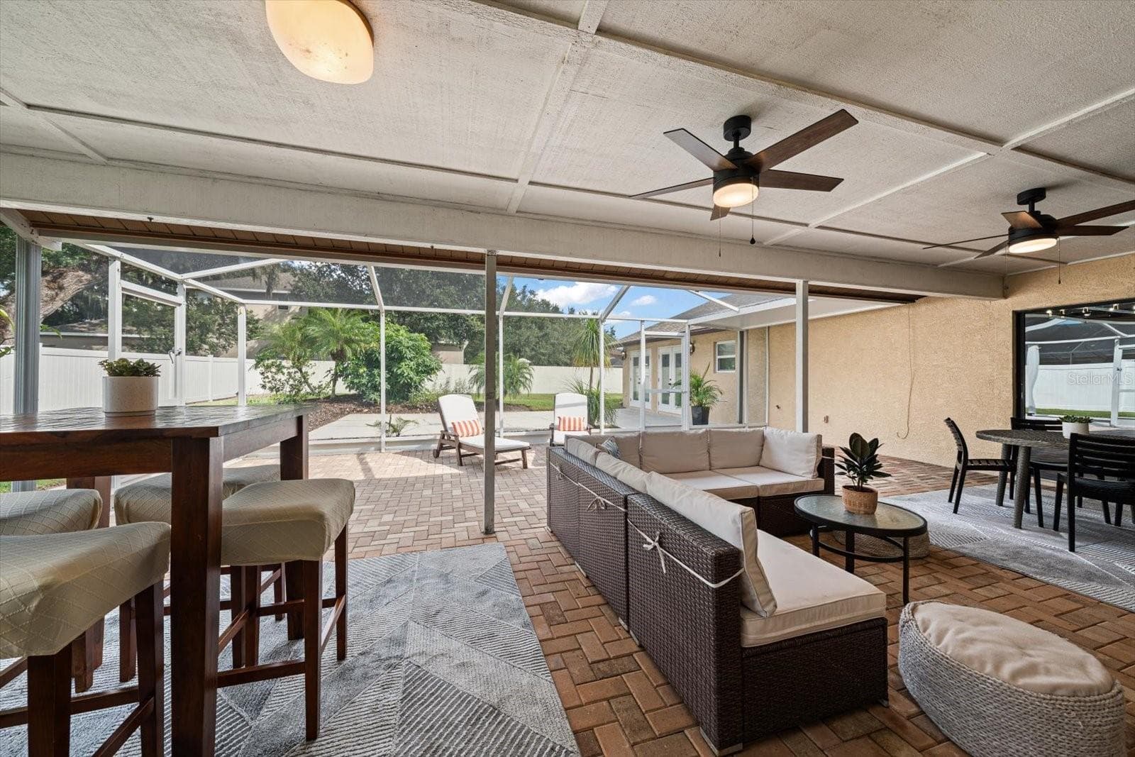So much space! Room for a pool and putting green too! - 1105 DEER RUN PL, VALRICO
