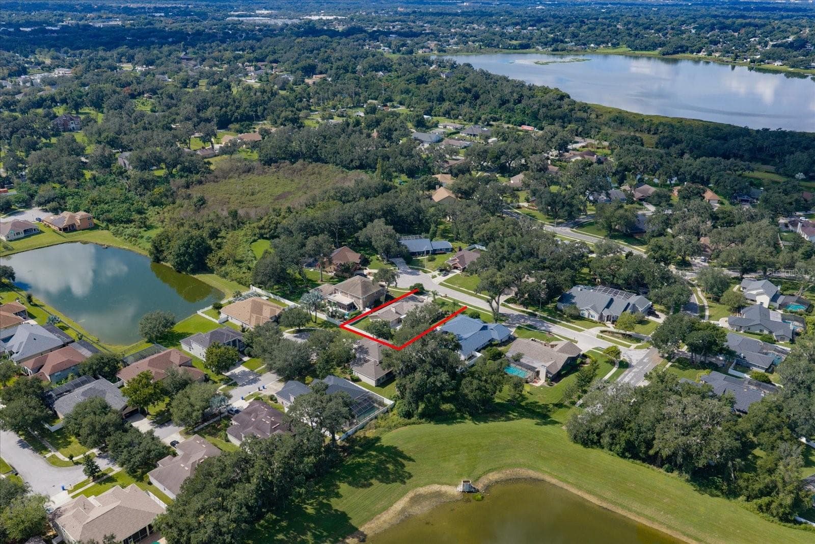 The most beautiful neighborhood! - 1105 DEER RUN PL, VALRICO