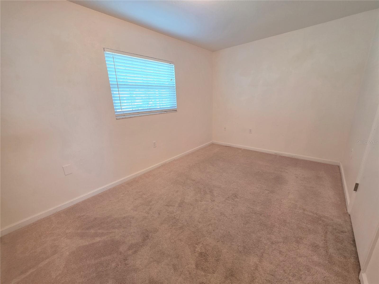 Single Family Residence at 8630 FOX HOLLOW DR, PORT RICHEY, photo 19 of 32