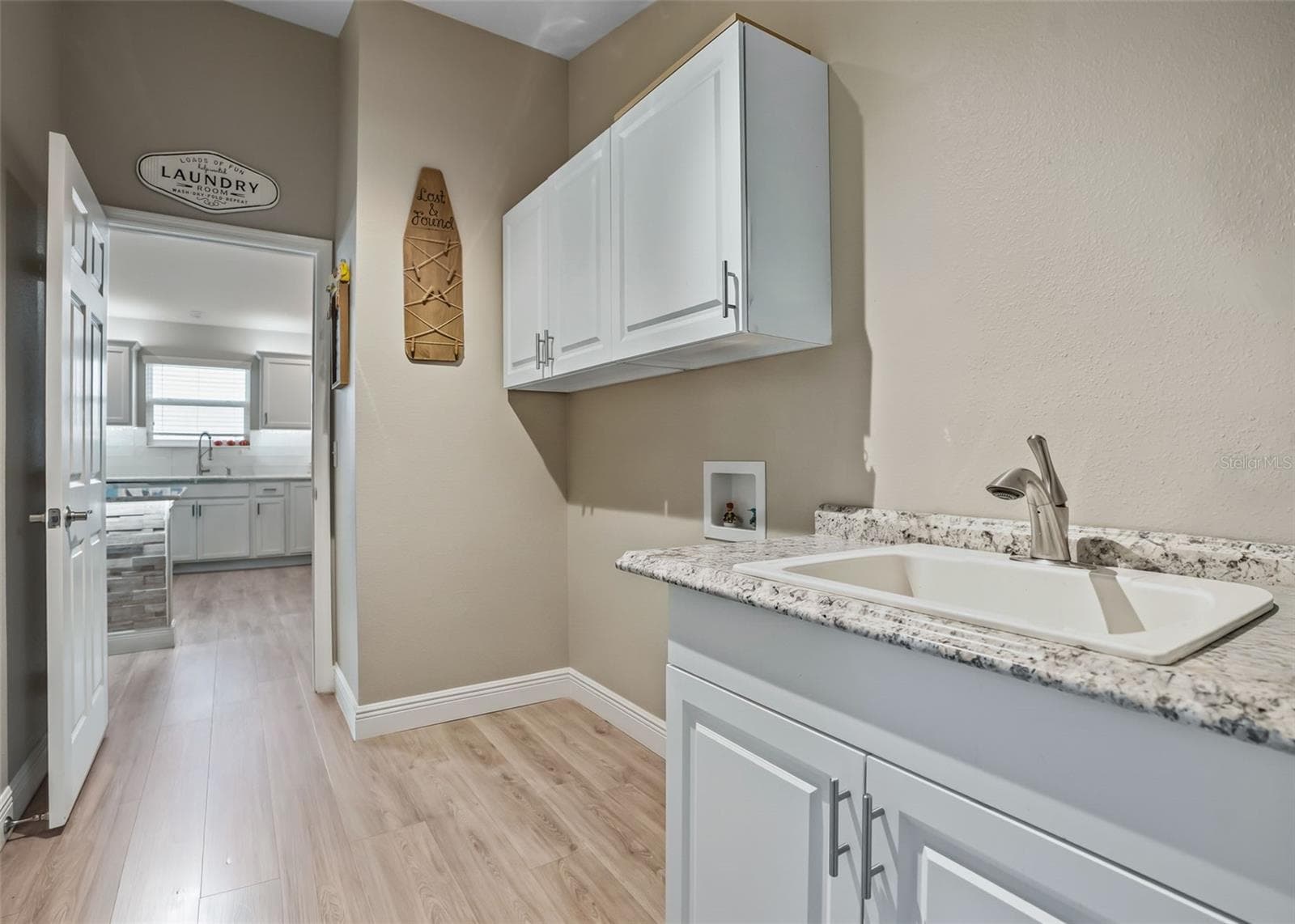 Single Family Residence at 3229 DRESSENDORFER DR, THE VILLAGES, photo 14 of 32