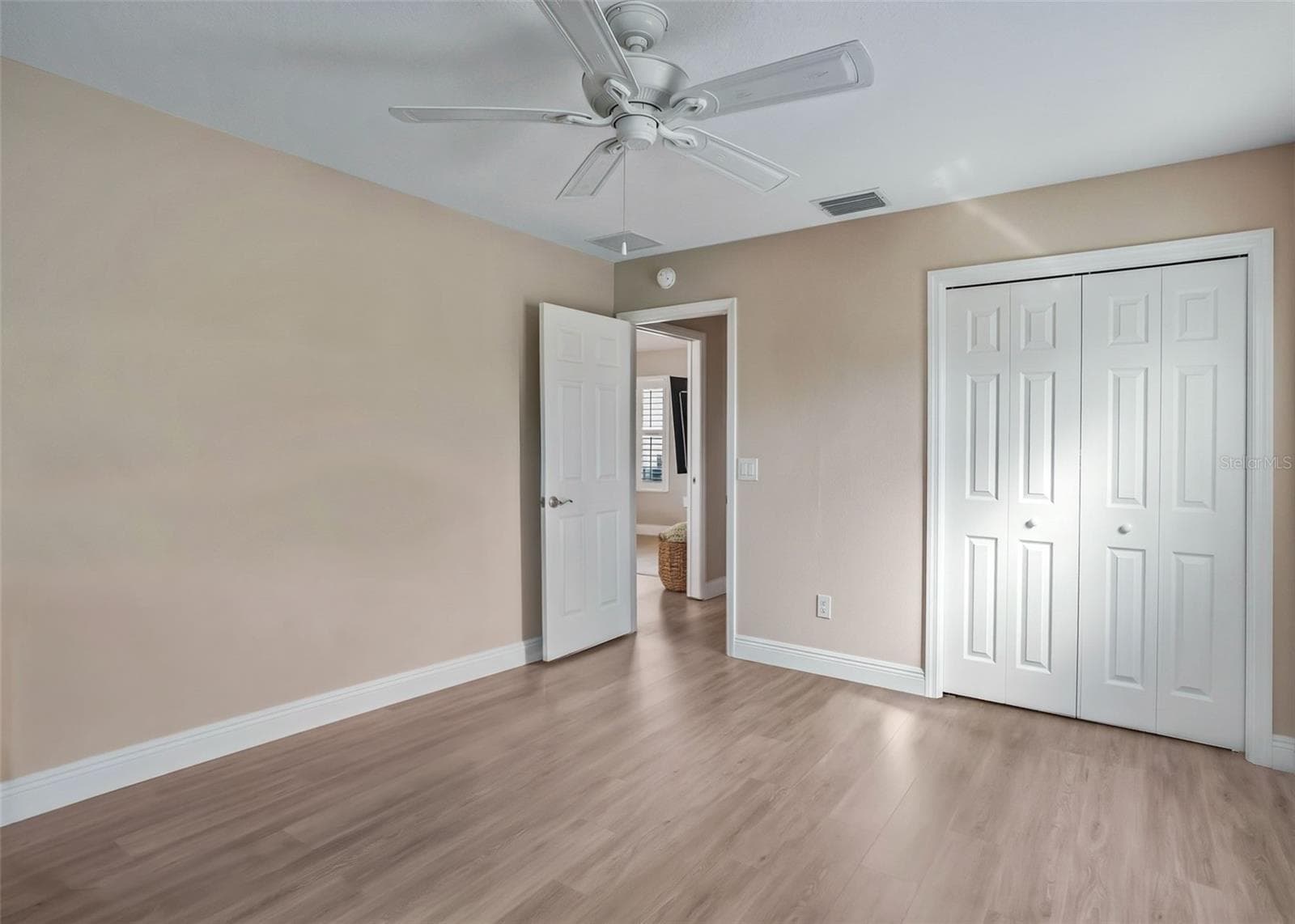 Single Family Residence at 3229 DRESSENDORFER DR, THE VILLAGES, photo 24 of 32