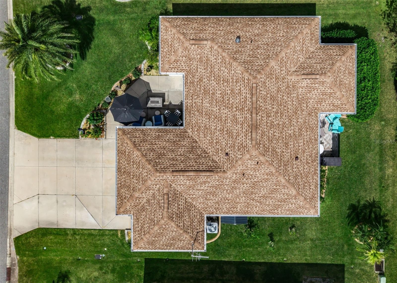 Newer Roof 2025 - 3229 DRESSENDORFER DR, THE VILLAGES