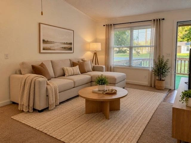 Single Family Residence at 2952 SUN POINTE CT, KISSIMMEE, photo 2 of 15