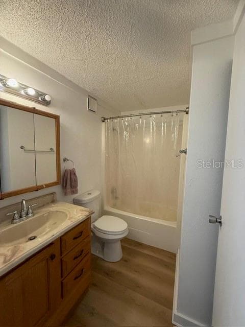 Single Family Residence at 2952 SUN POINTE CT, KISSIMMEE, photo 11 of 15