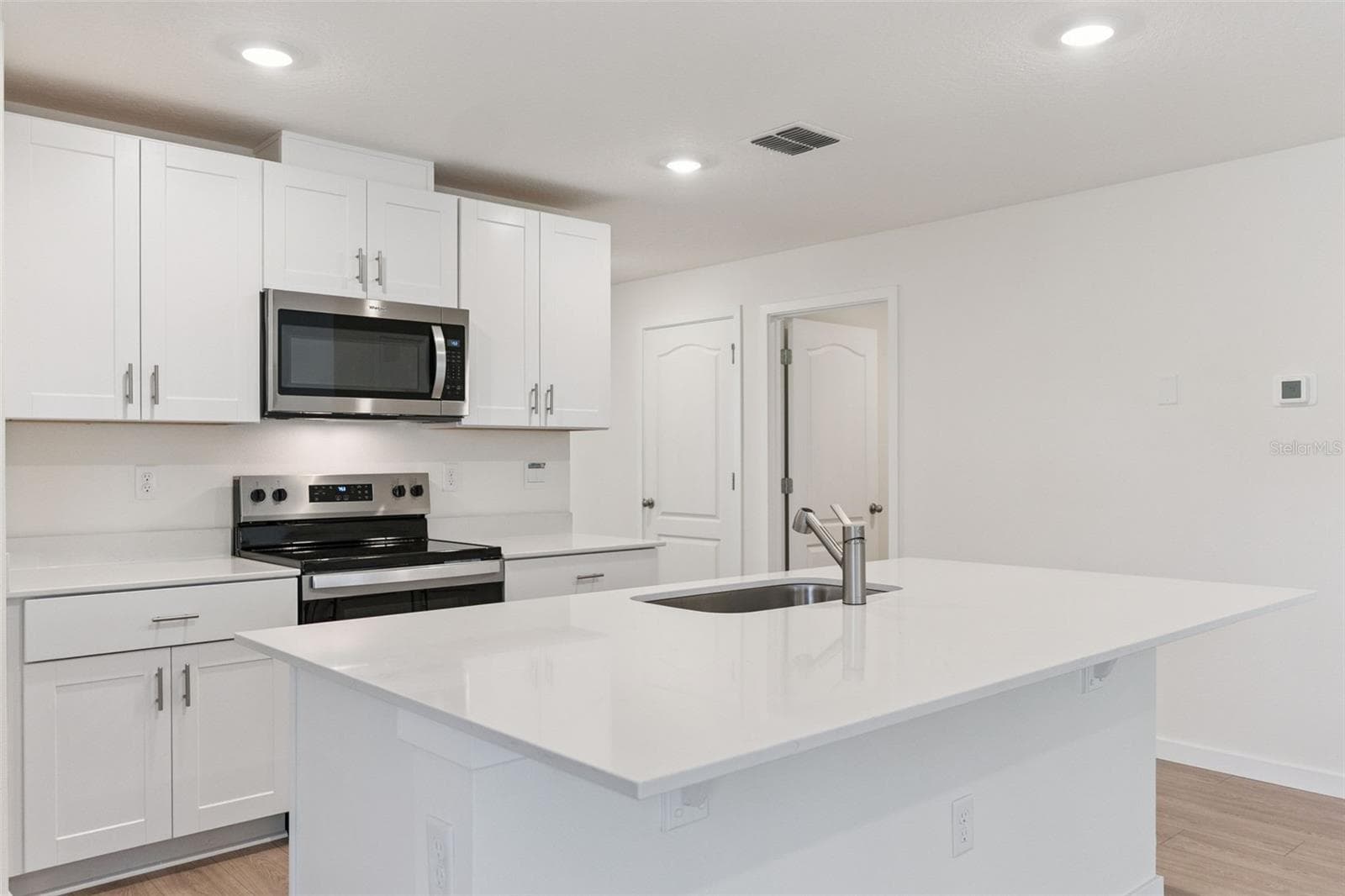 Single Family Residence at 20 AMBERWOOD LN, ORMOND BEACH, photo 11 of 28