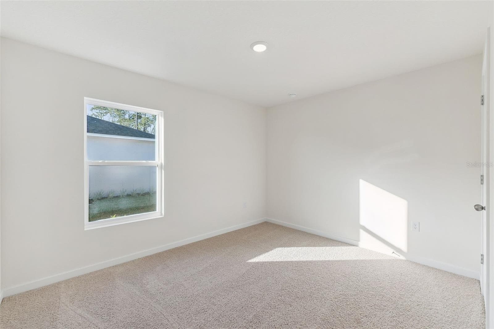 Single Family Residence at 20 AMBERWOOD LN, ORMOND BEACH, photo 19 of 28