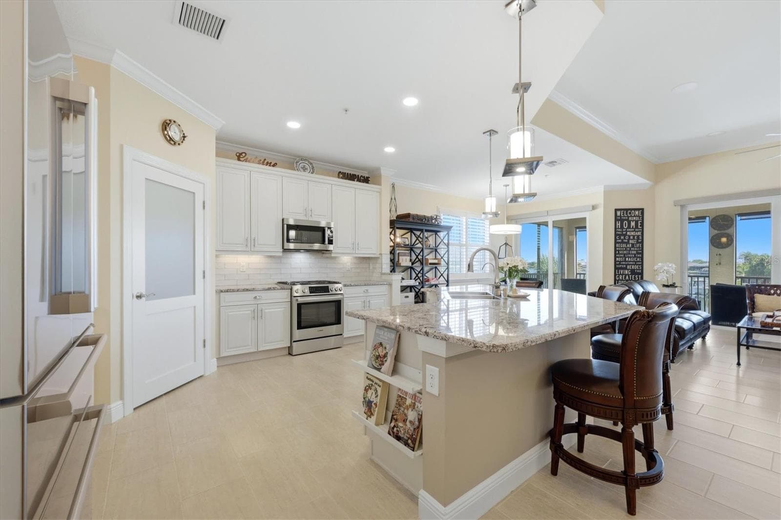 Condominium at 1009 RIVERSCAPE ST #1009, BRADENTON, photo 23 of 72