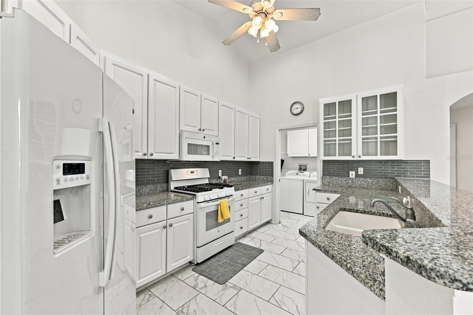 Single Family Residence at 4307 BROOKE DR, VALRICO, photo 2 of 57