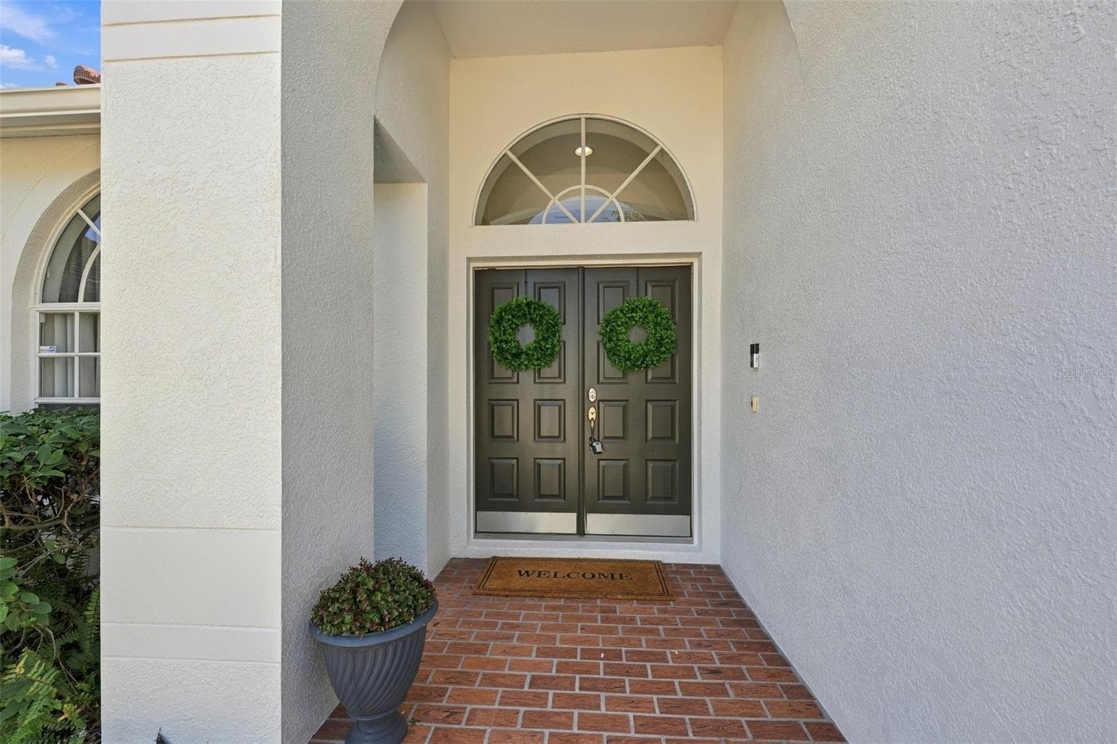 Single Family Residence at 4307 BROOKE DR, VALRICO, photo 6 of 57