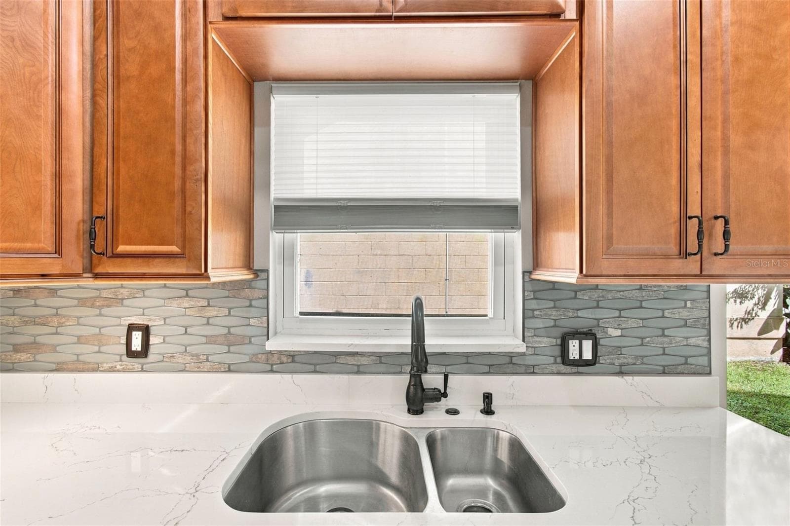 Kitchen - 1710 TARAH TRACE DR, BRANDON