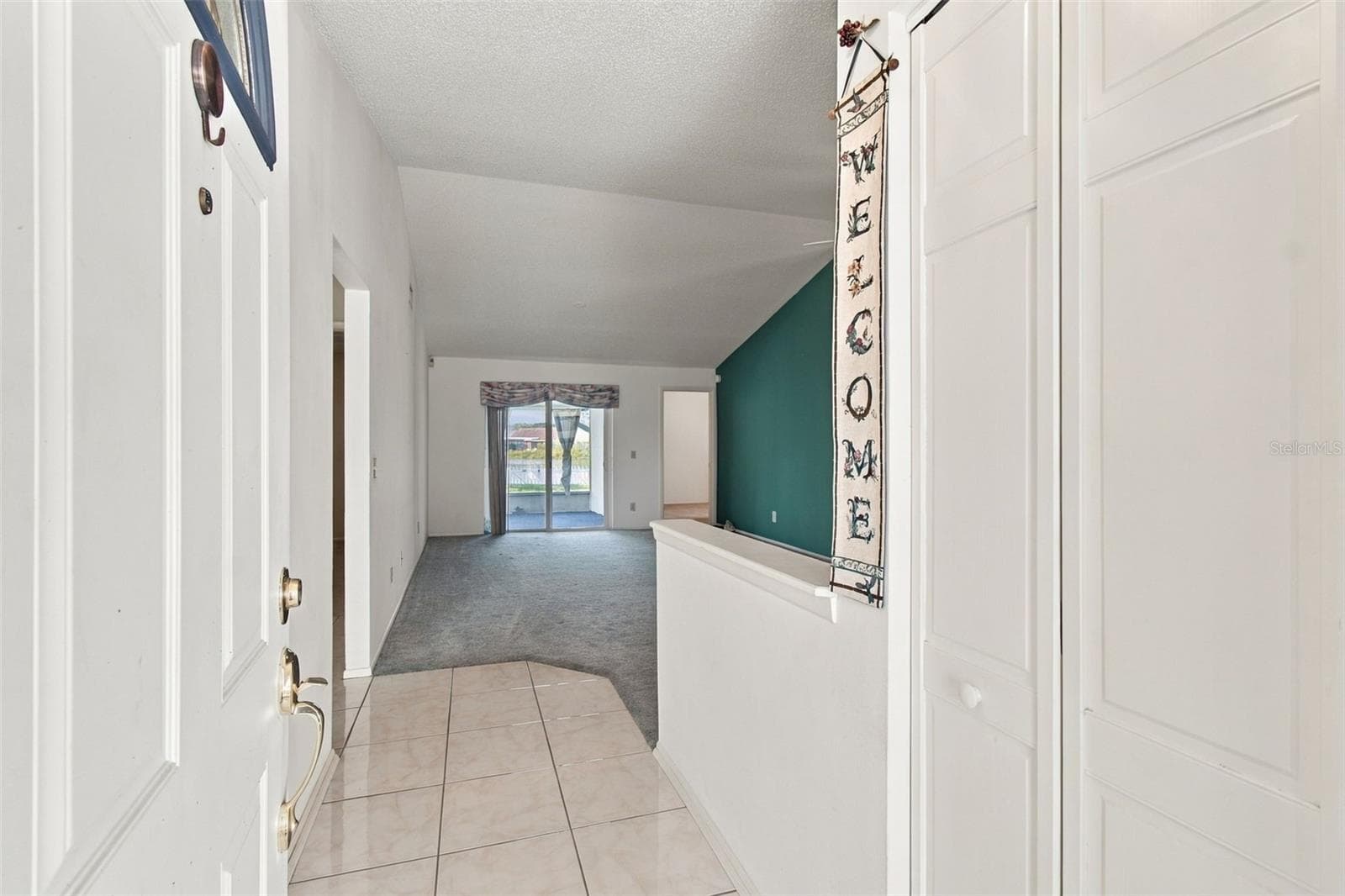 Front Door Entrance - 1710 TARAH TRACE DR, BRANDON
