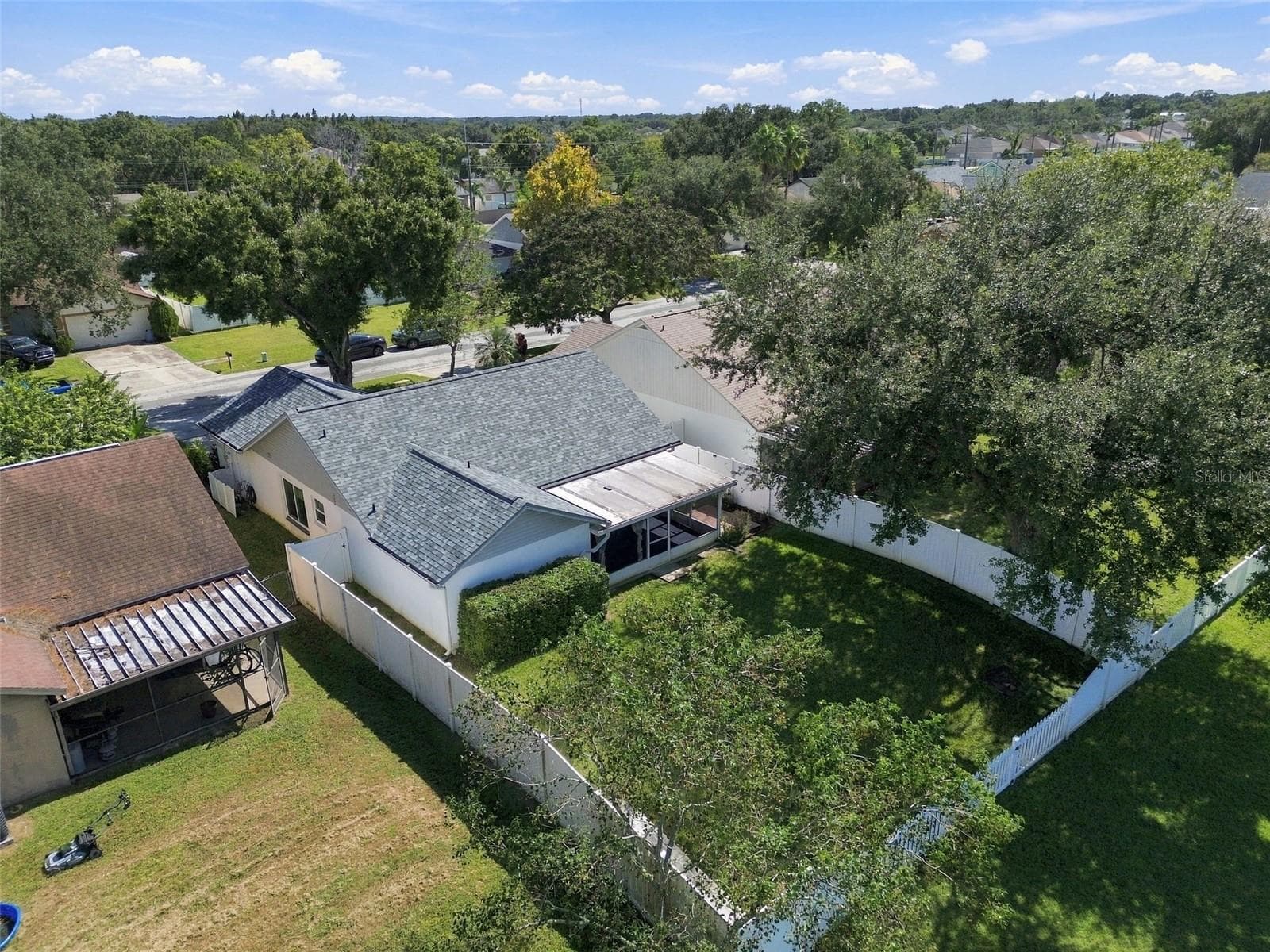 Single Family Residence at 1710 TARAH TRACE DR, BRANDON, photo 86 of 93