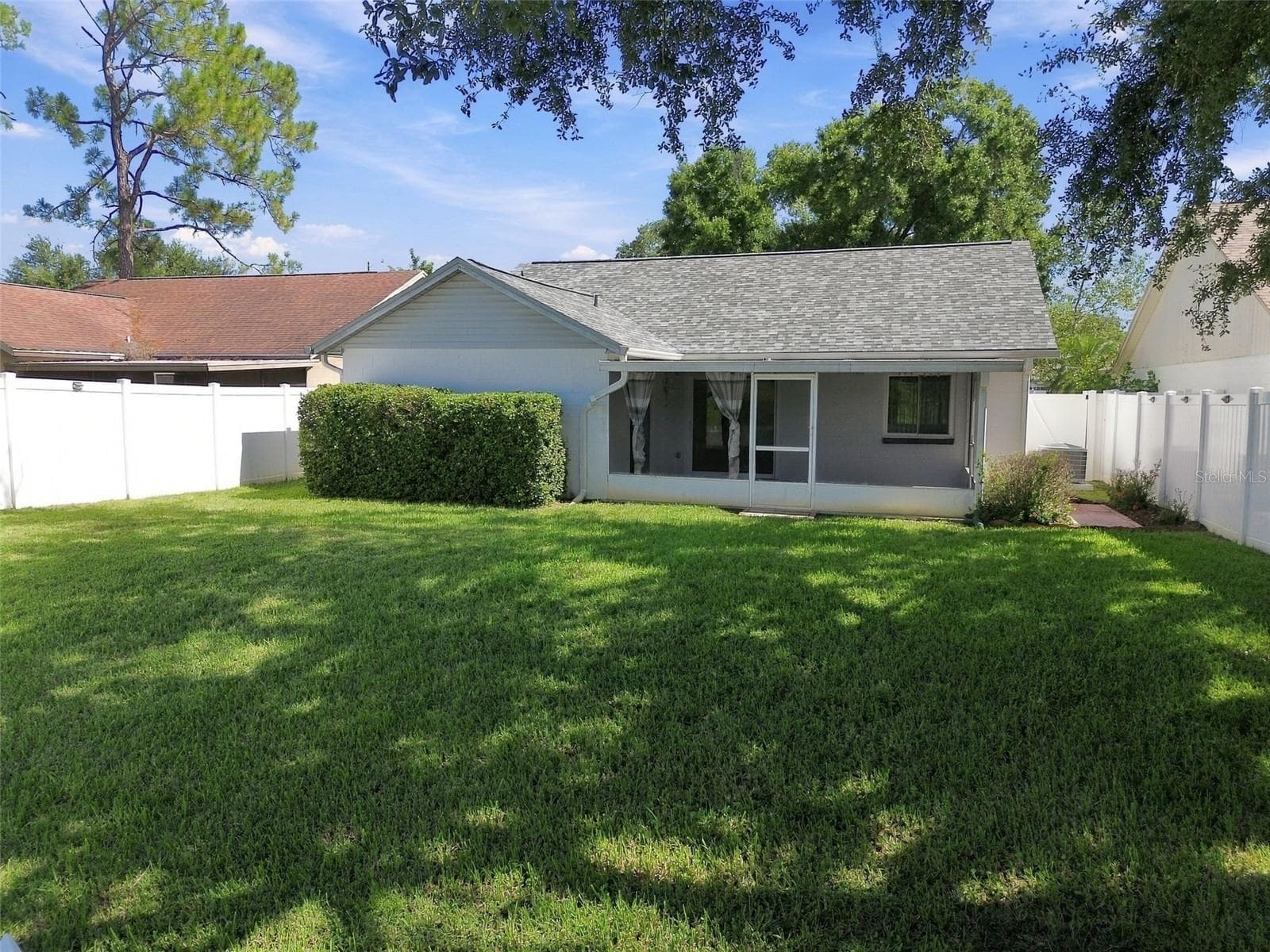 Single Family Residence at 1710 TARAH TRACE DR, BRANDON, photo 89 of 93
