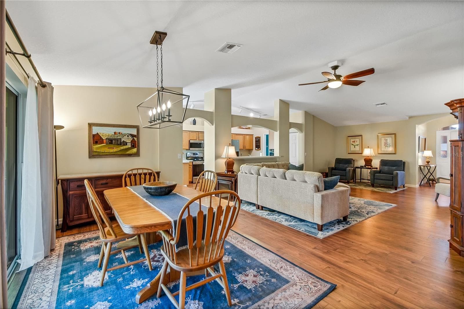 Single Family Residence at 1019 MEADOWBEND DR, LEESBURG, photo 17 of 54