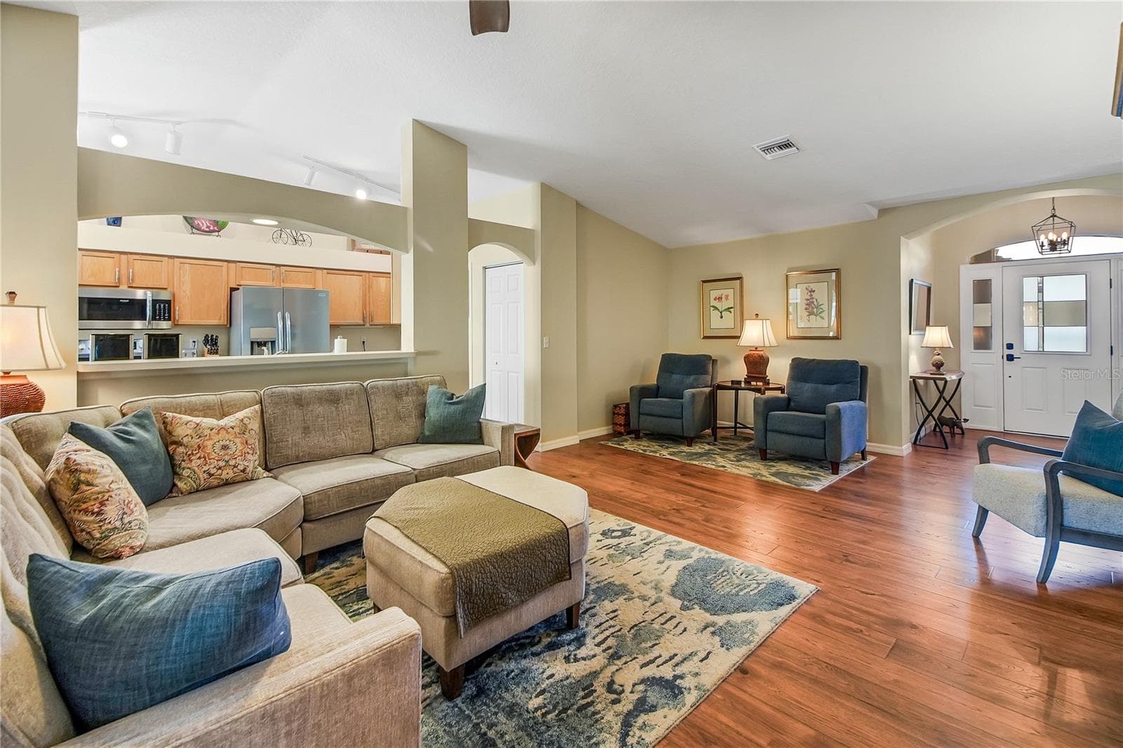 Single Family Residence at 1019 MEADOWBEND DR, LEESBURG, photo 27 of 54