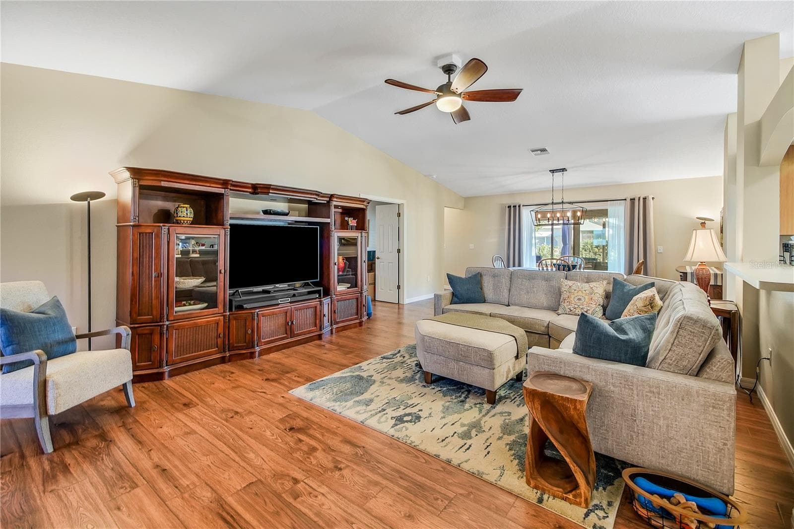 Single Family Residence at 1019 MEADOWBEND DR, LEESBURG, photo 39 of 54