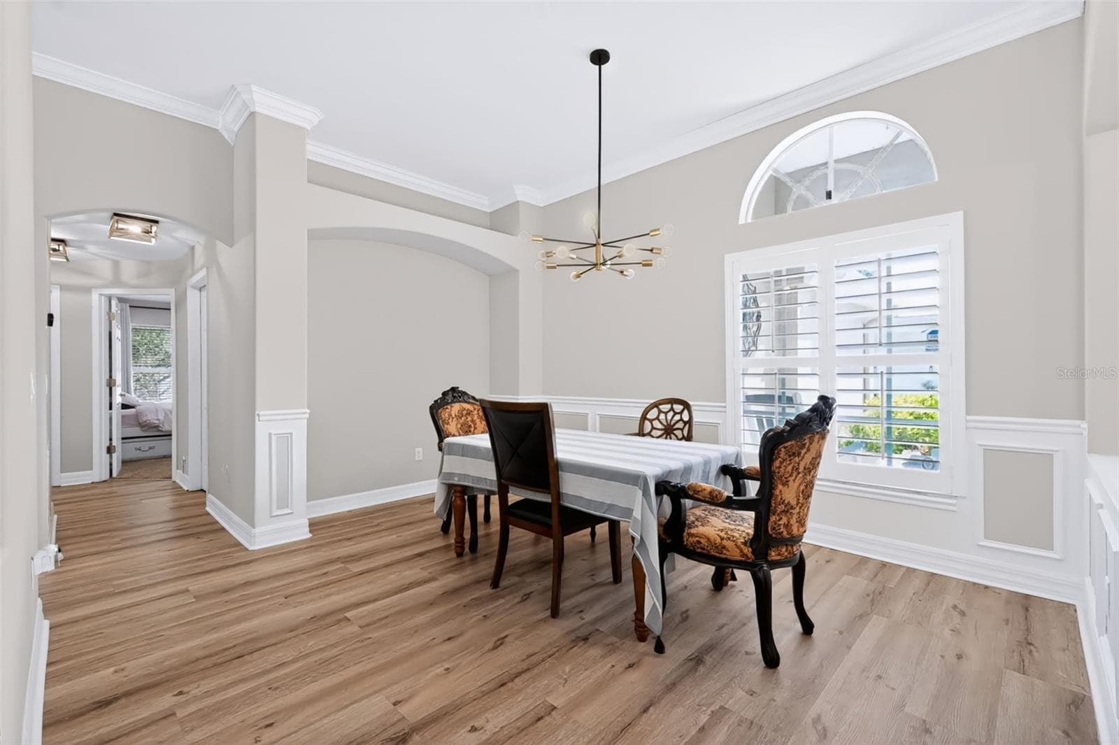 Single Family Residence at 12541 LEATHERLEAF DR, TAMPA, photo 9 of 38