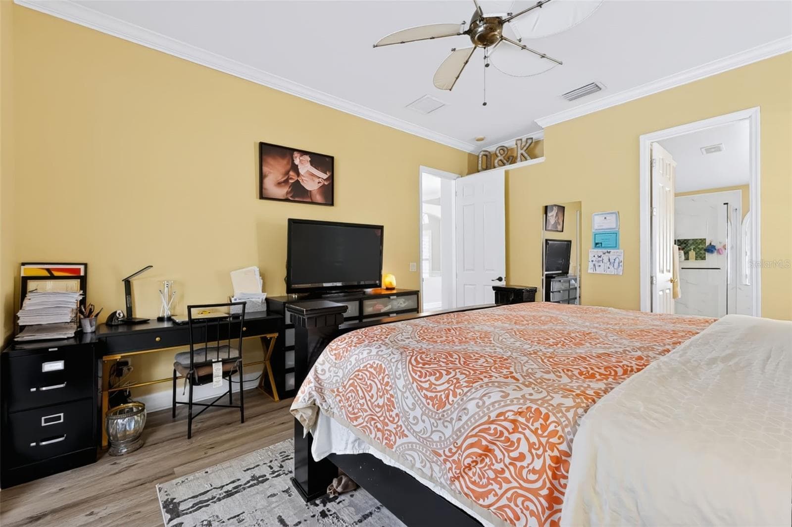 Single Family Residence at 12541 LEATHERLEAF DR, TAMPA, photo 18 of 38