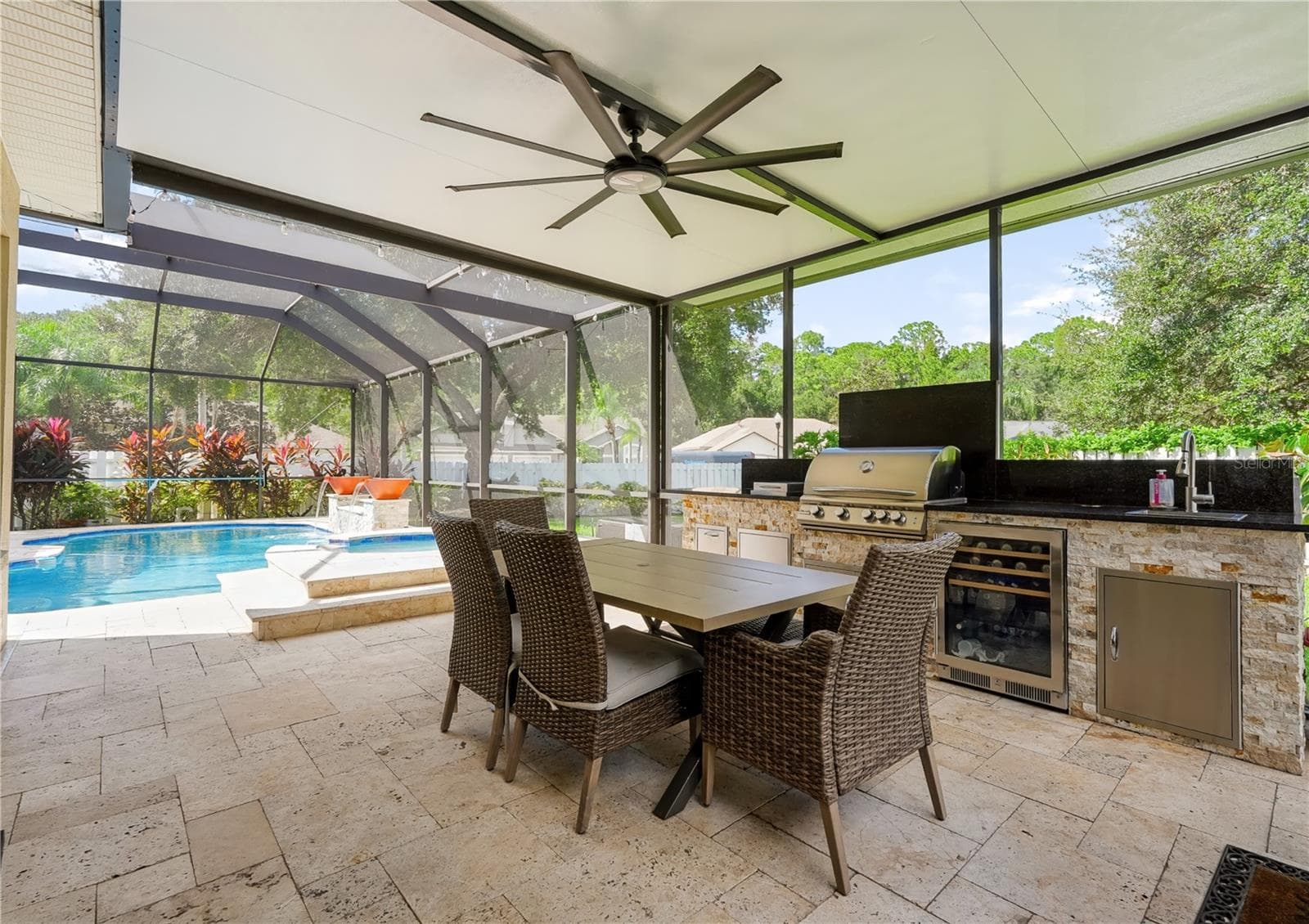 Single Family Residence at 12541 LEATHERLEAF DR, TAMPA, photo 5 of 38