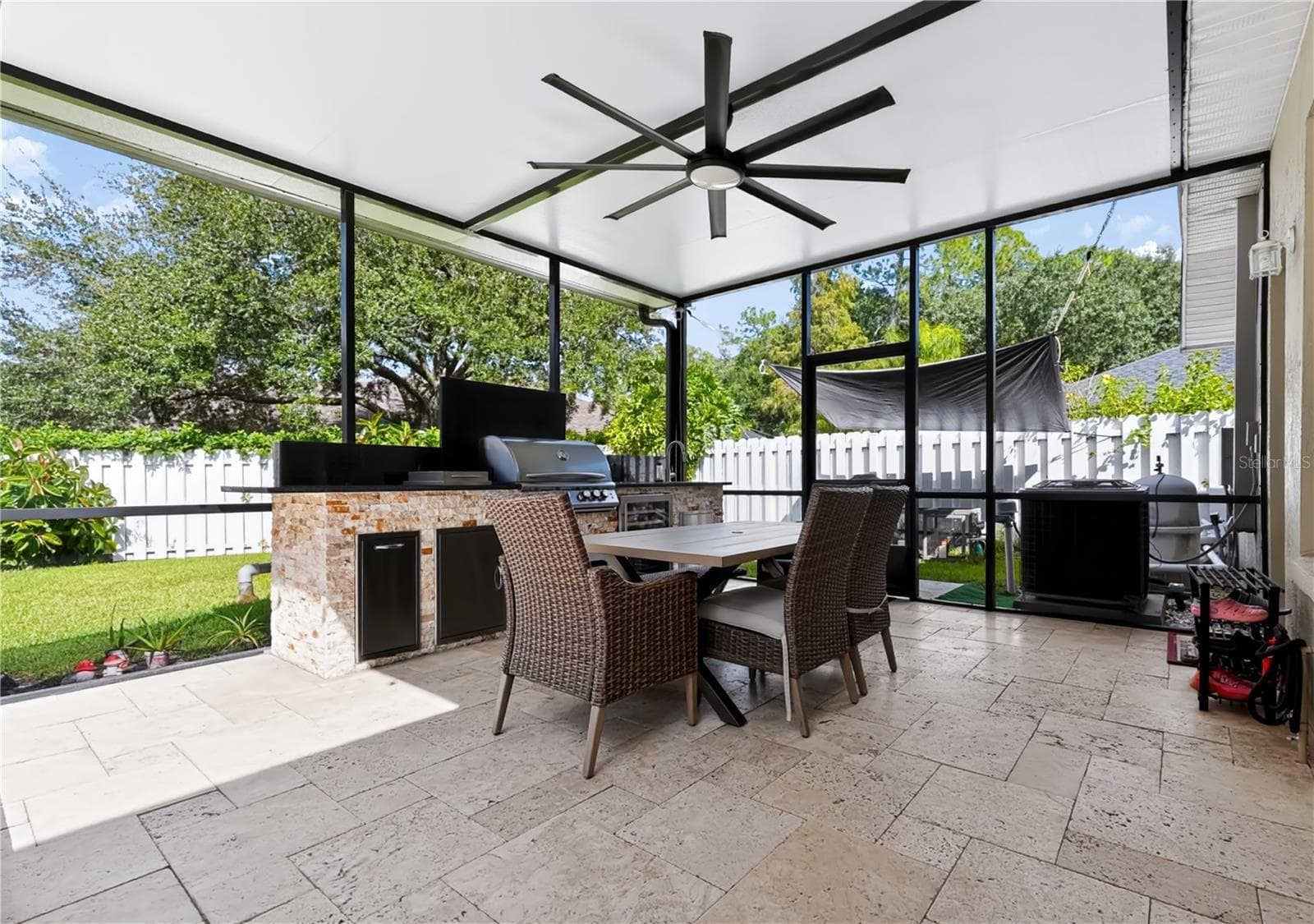 Single Family Residence at 12541 LEATHERLEAF DR, TAMPA, photo 33 of 38