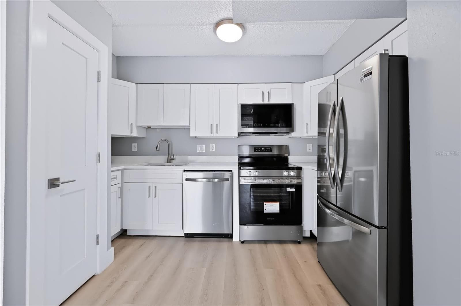 Condominium at 10365 PARADISE BLVD #5, TREASURE ISLAND, photo 6 of 30