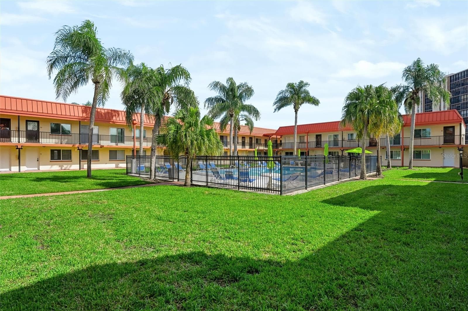 Condominium at 10365 PARADISE BLVD #5, TREASURE ISLAND, photo 16 of 30