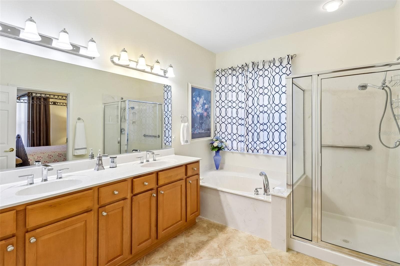 Single Family Residence at 9243 SE 120TH LOOP, SUMMERFIELD, photo 17 of 41