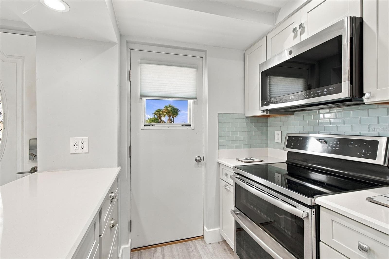 Condominium at 1 BOCA CIEGA POINT BLVD #206, ST PETERSBURG, photo 10 of 82