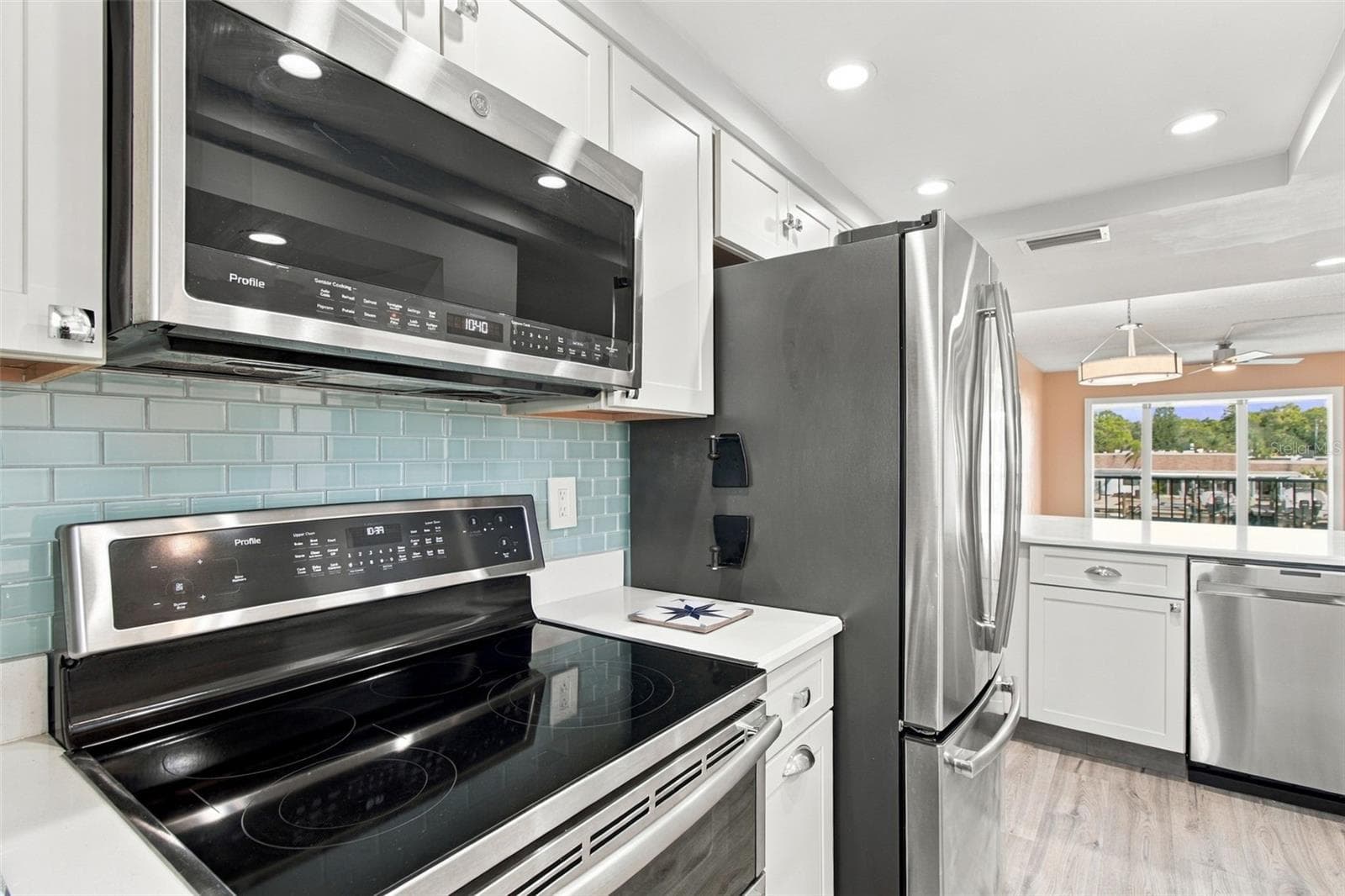 Condominium at 1 BOCA CIEGA POINT BLVD #206, ST PETERSBURG, photo 11 of 82