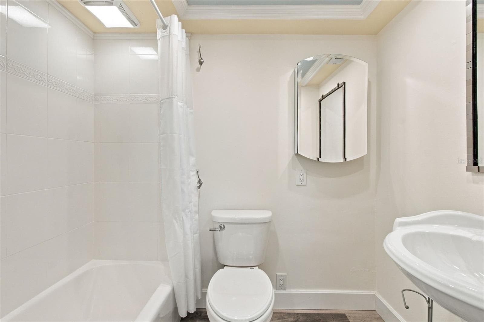 Condominium at 1 BOCA CIEGA POINT BLVD #206, ST PETERSBURG, photo 23 of 82