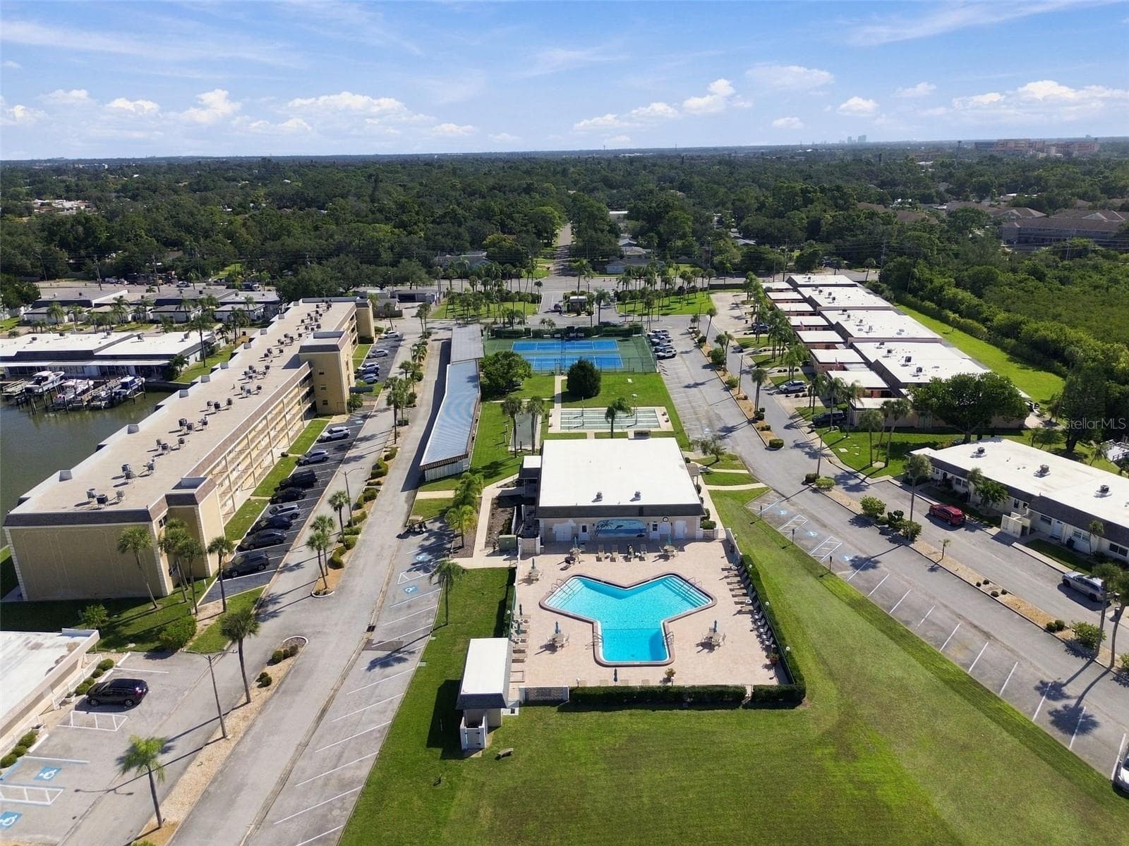 Condominium at 1 BOCA CIEGA POINT BLVD #206, ST PETERSBURG, photo 73 of 82