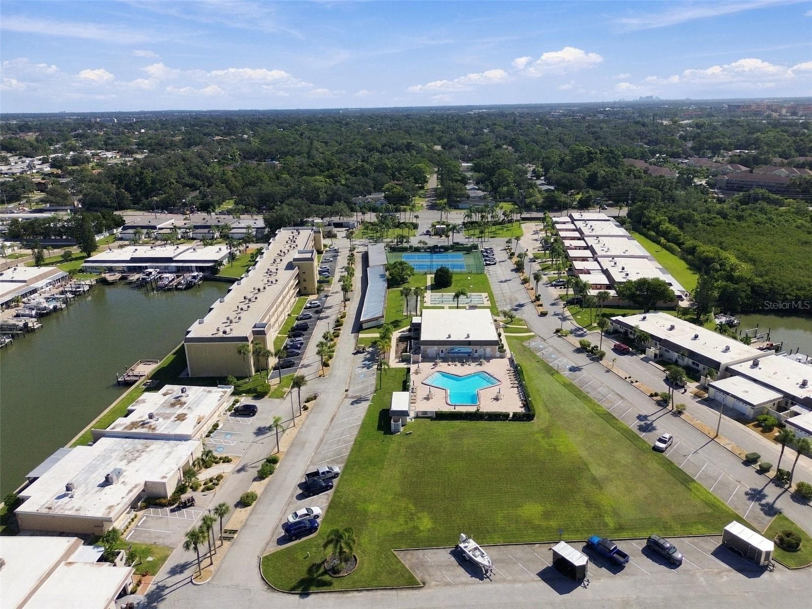 Condominium at 1 BOCA CIEGA POINT BLVD #206, ST PETERSBURG, photo 74 of 82