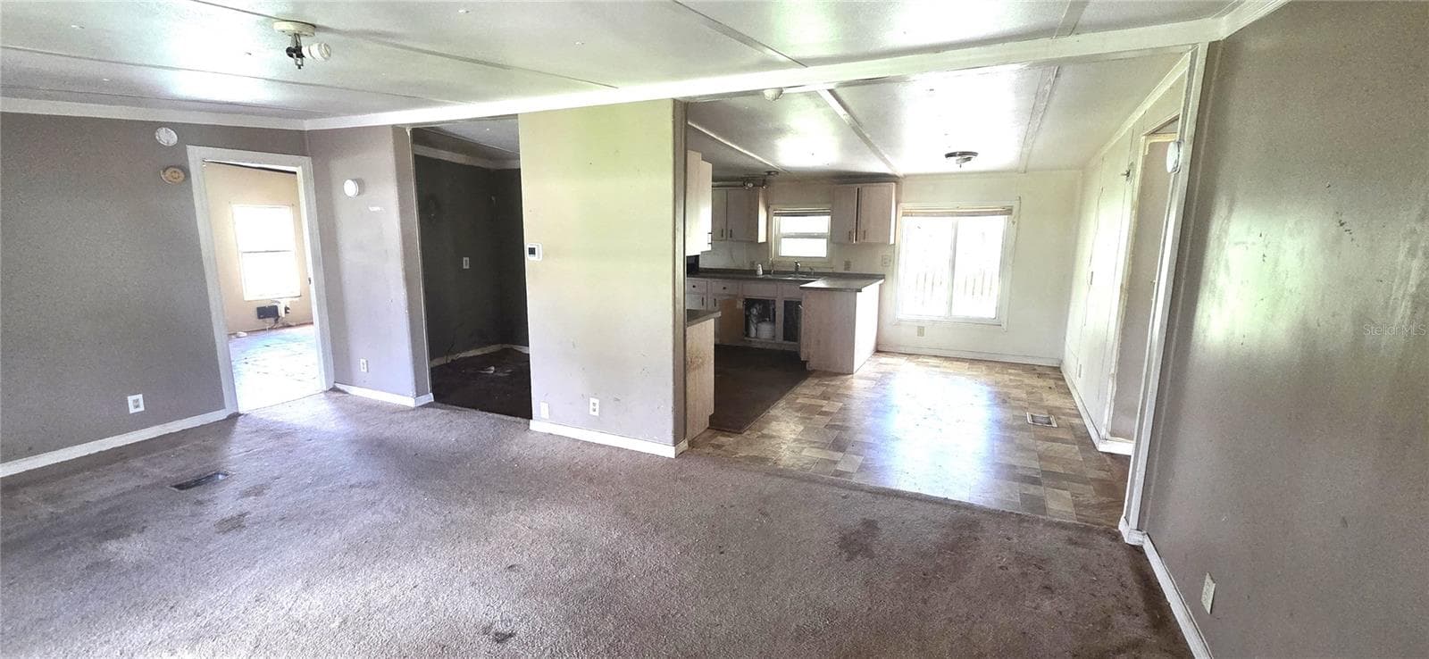 Manufactured Home at 3932 ROLLING HILLS CT E #10, LAKE WALES, photo 7 of 35