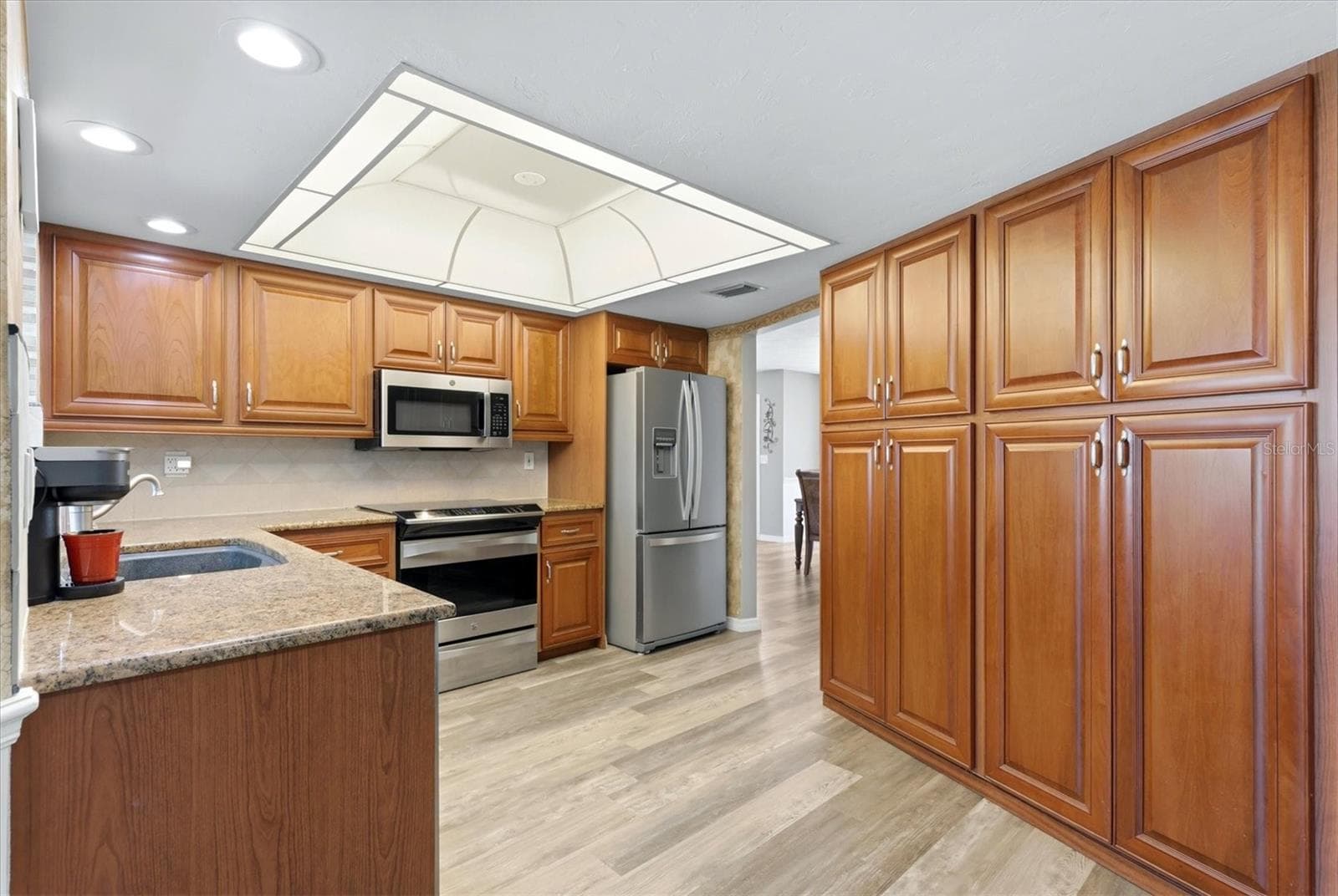 Single Family Residence at 1714 CORAL SANDS CT, VENICE, photo 13 of 56