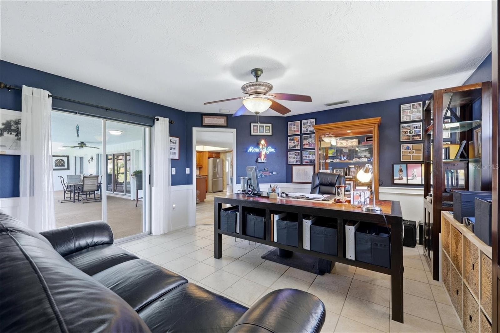 Single Family Residence at 1714 CORAL SANDS CT, VENICE, photo 18 of 56