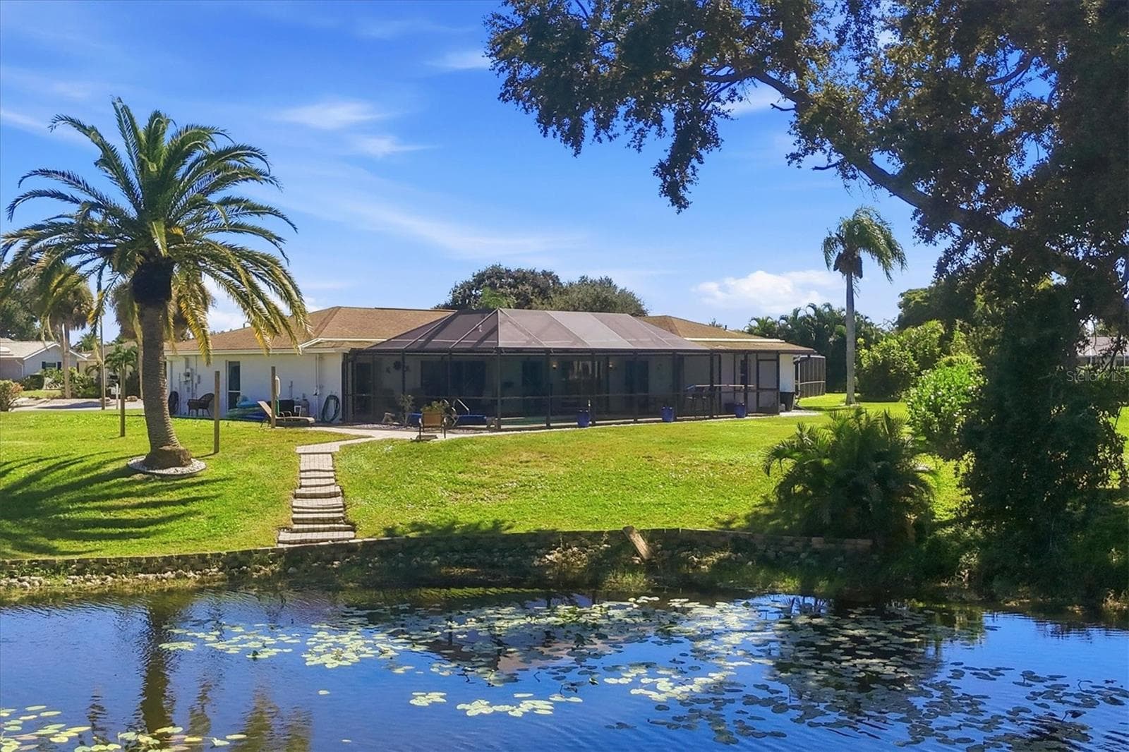 Single Family Residence at 1714 CORAL SANDS CT, VENICE, photo 37 of 56