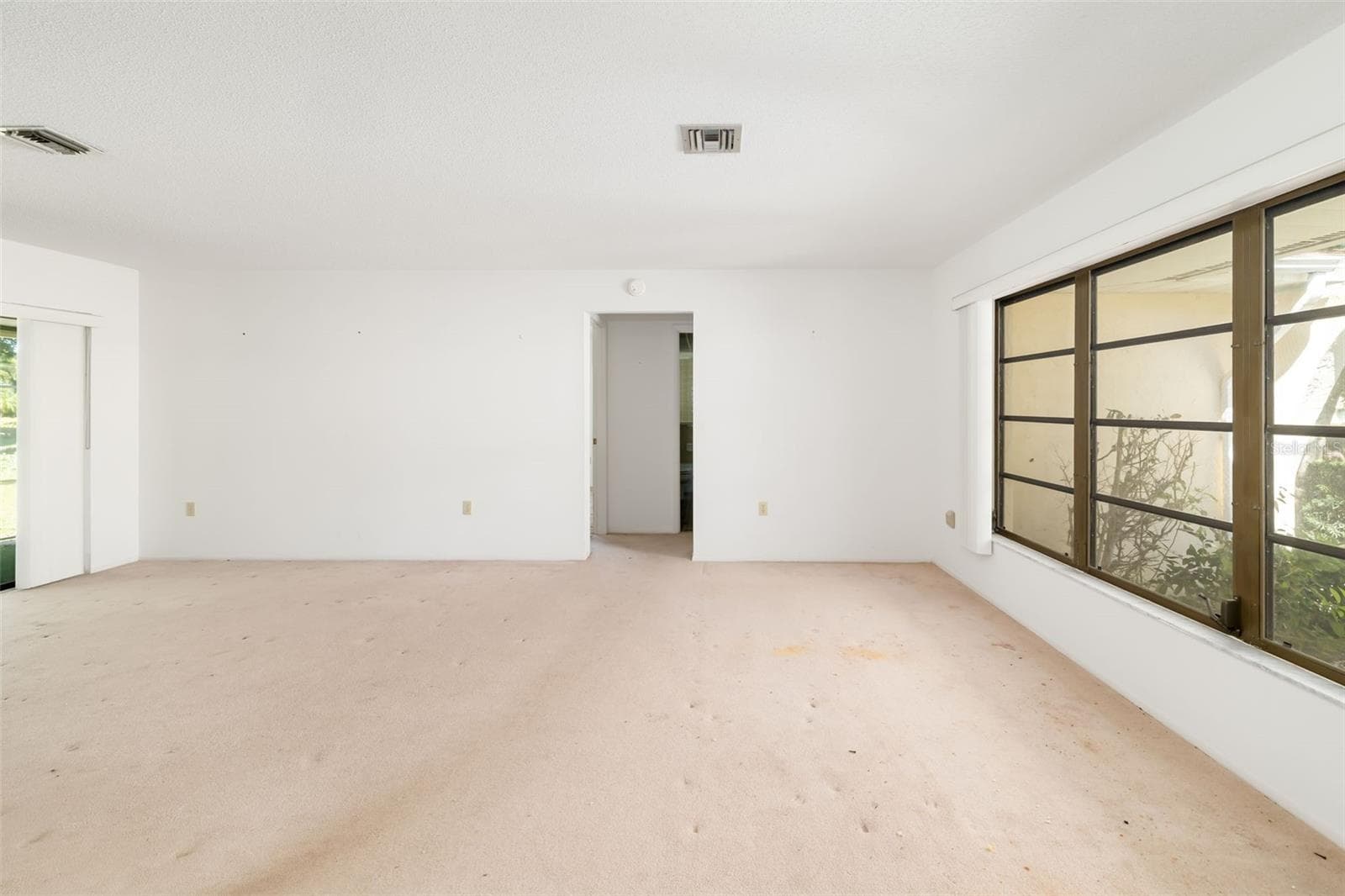Single Family Residence at 3065 RINGWOOD MDW, SARASOTA, photo 4 of 38