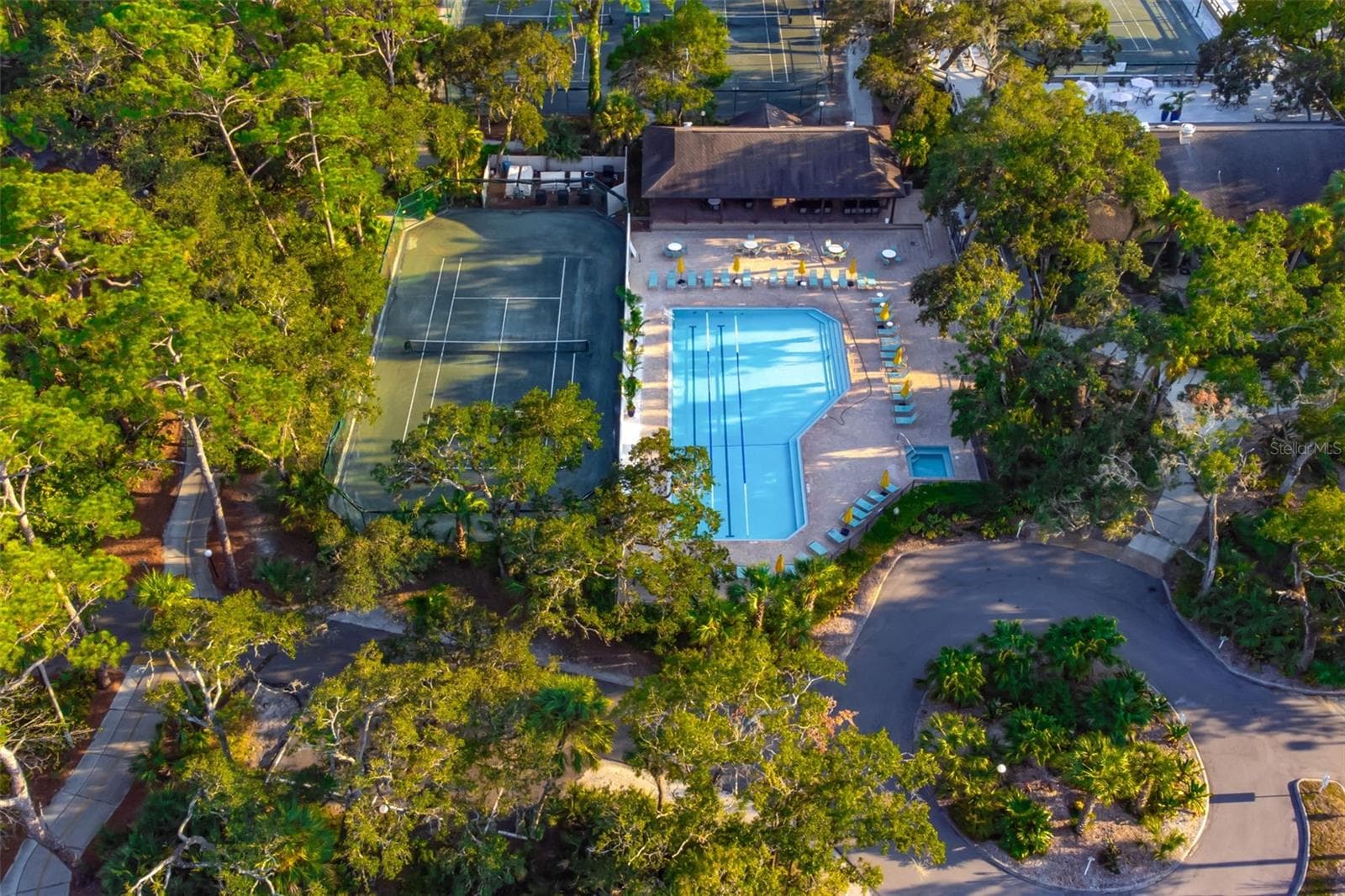 Single Family Residence at 3065 RINGWOOD MDW, SARASOTA, photo 27 of 38