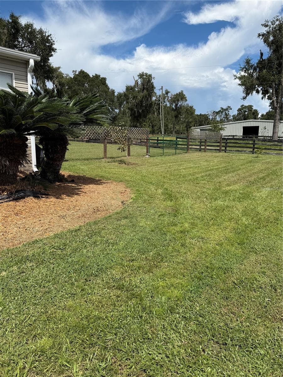 Manufactured Home at 14301 SW 14TH ST, OCALA, photo 14 of 16