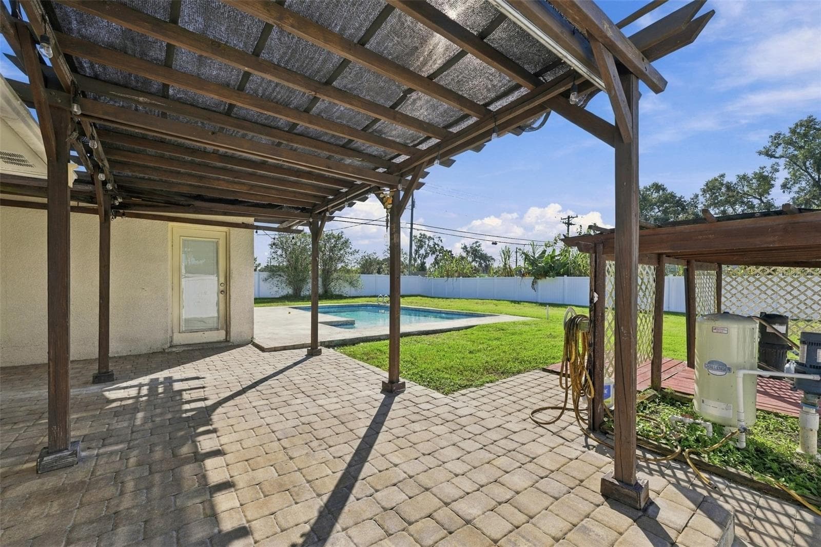 Single Family Residence at 702 CAMELLIA CT, SEFFNER, photo 29 of 45