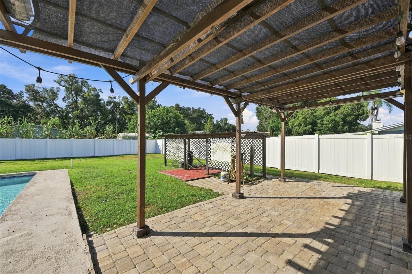 Single Family Residence at 702 CAMELLIA CT, SEFFNER, photo 30 of 45