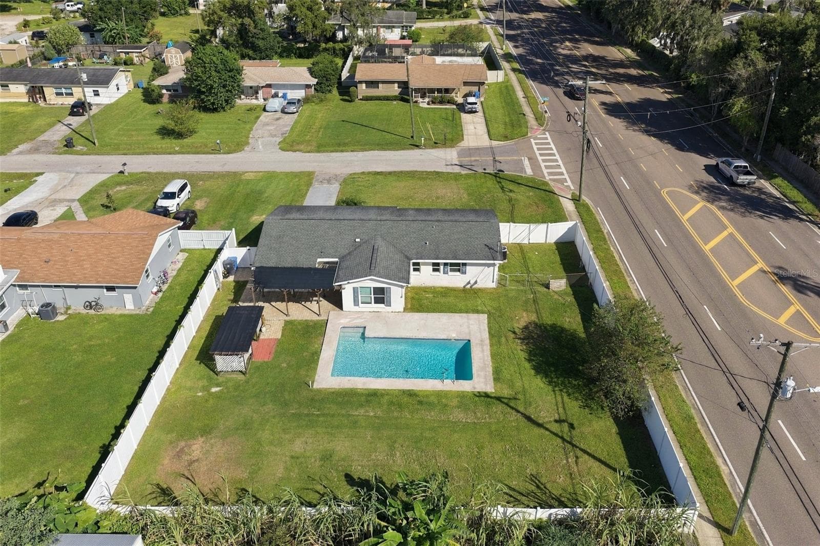 Single Family Residence at 702 CAMELLIA CT, SEFFNER, photo 40 of 45