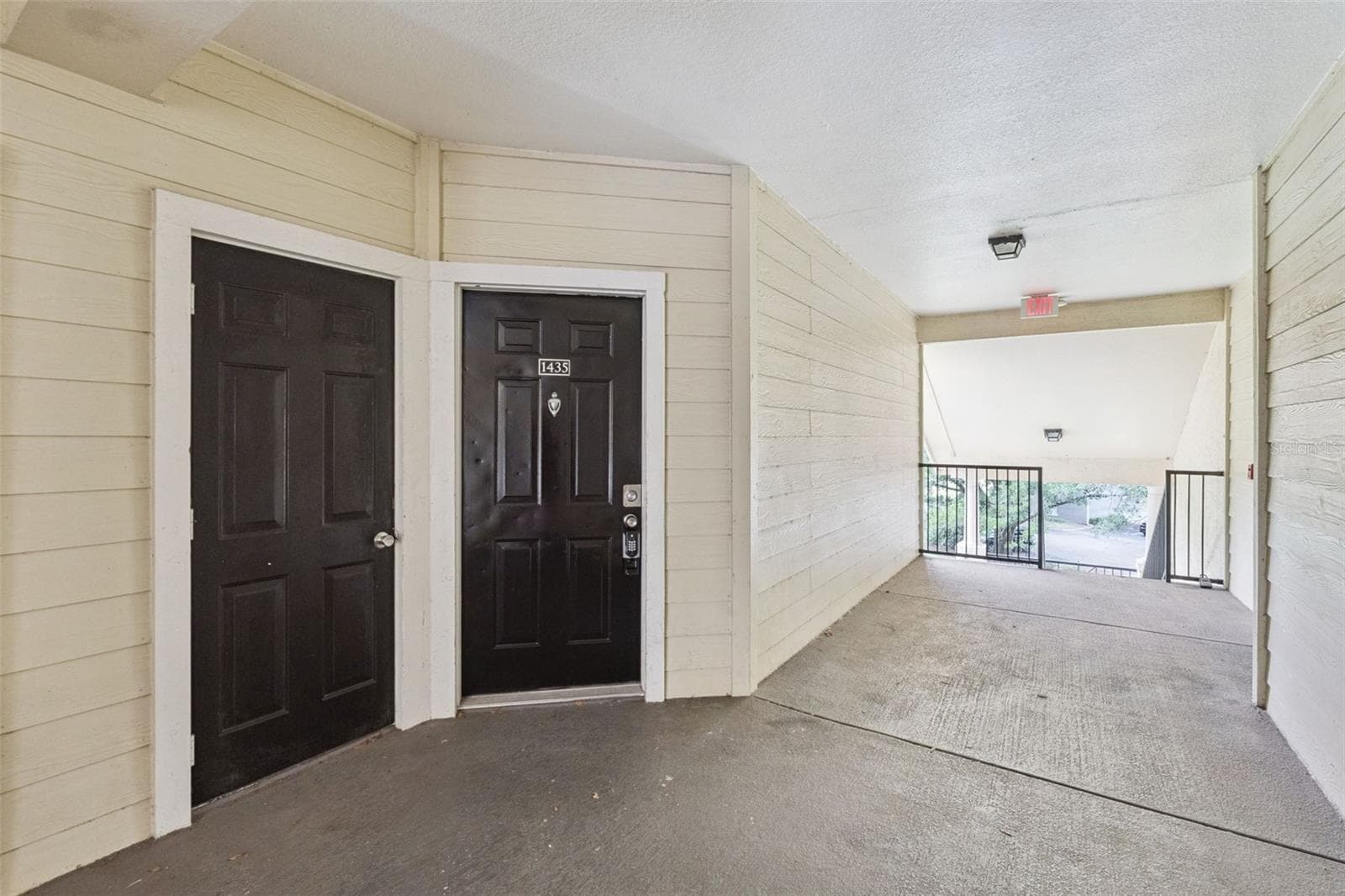 Condominium at 2558 ROBERT TRENT JONES DR #1435, ORLANDO, photo 2 of 33