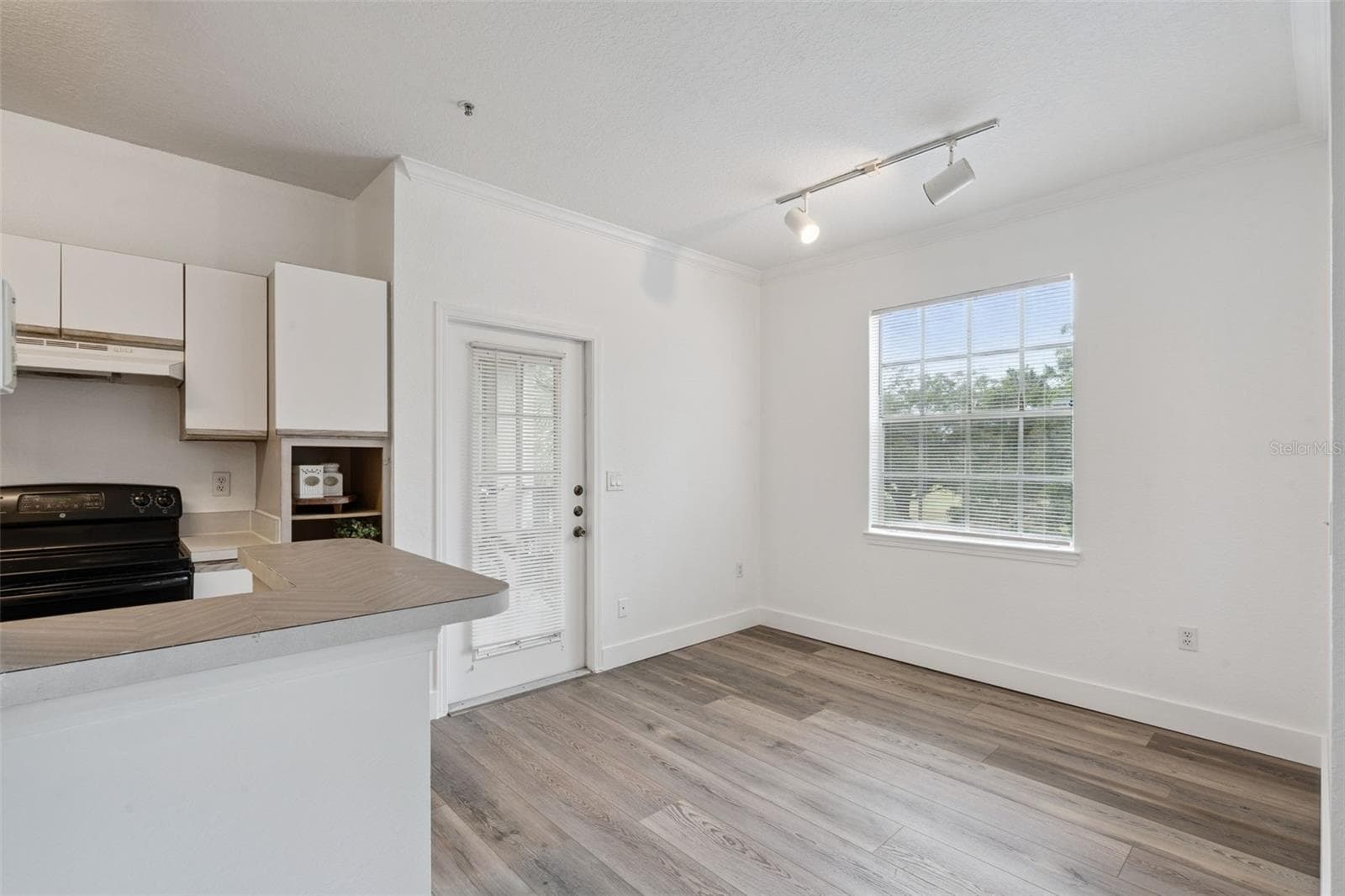 Condominium at 2558 ROBERT TRENT JONES DR #1435, ORLANDO, photo 8 of 33