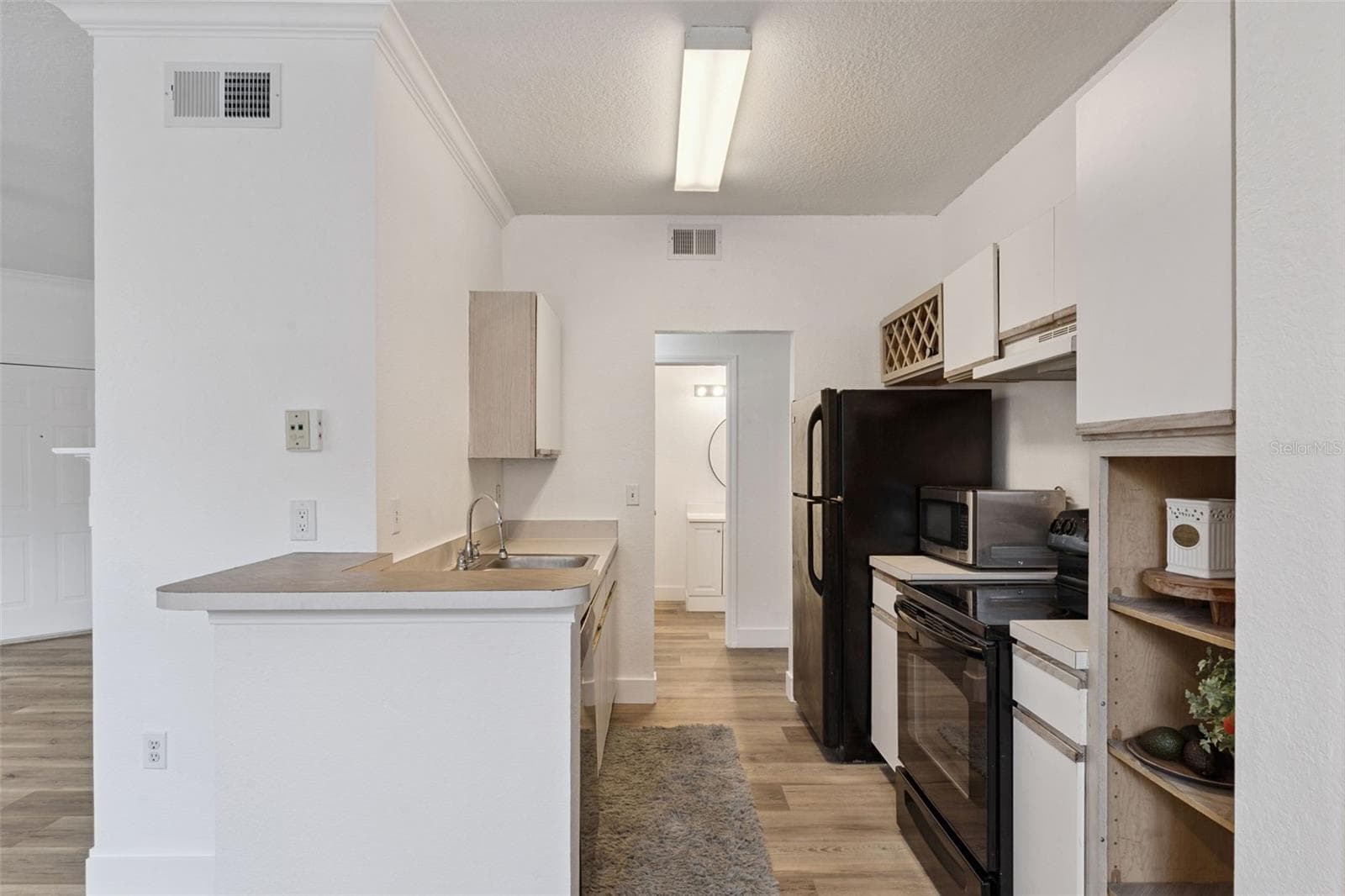 Condominium at 2558 ROBERT TRENT JONES DR #1435, ORLANDO, photo 11 of 33