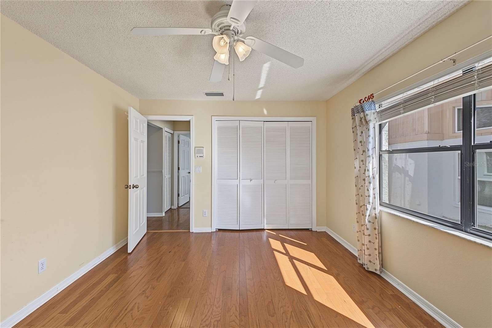 Single Family Residence at 1382 OVERLAND DR, SPRING HILL, photo 34 of 49