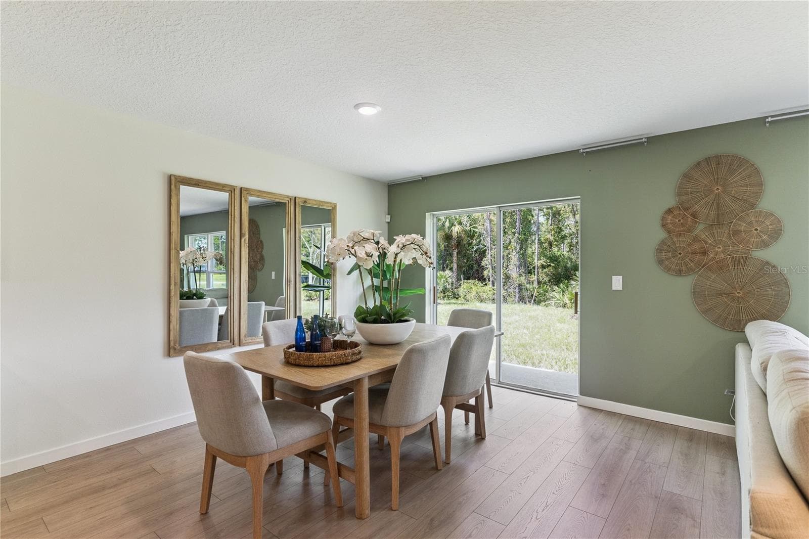Single Family Residence at 22 AMBERWOOD LN, ORMOND BEACH, photo 8 of 28